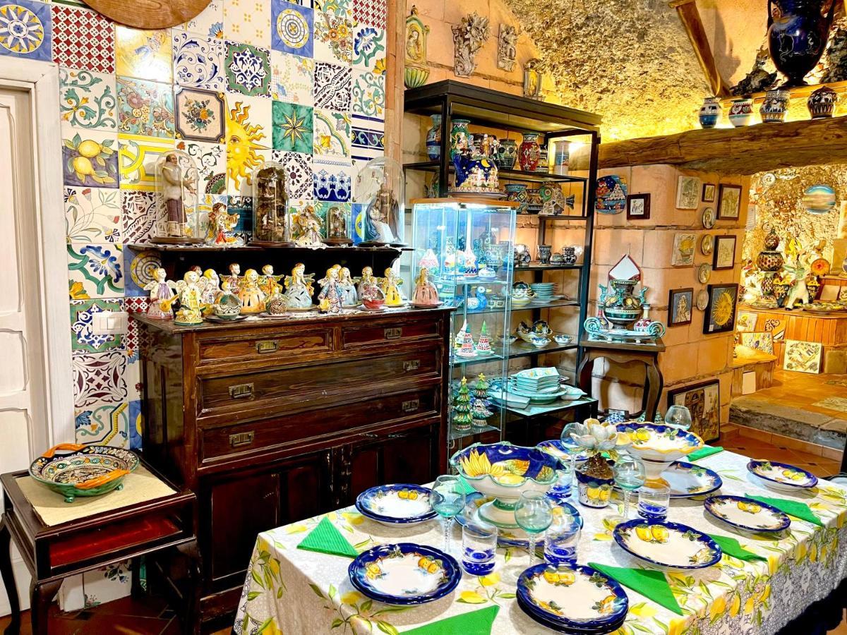Апартаменты La Finestra Sul Duomo, Amalfi Coast Виетри Экстерьер фото